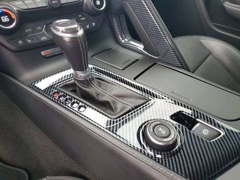 Used 2017 Chevrolet Corvette Z06 RWD image 25