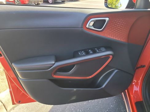 Used 2024 Kia Soul GT-Line image 16