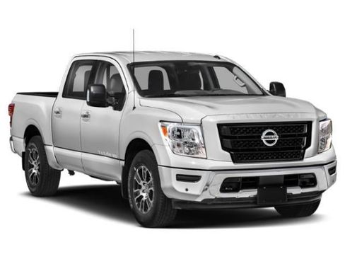 Used 2022 Nissan Titan SV AWD/4WD image 6
