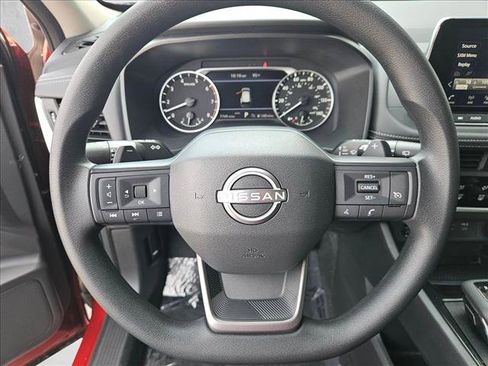 Certified 2025 Nissan Rogue S AWD/4WD image 10
