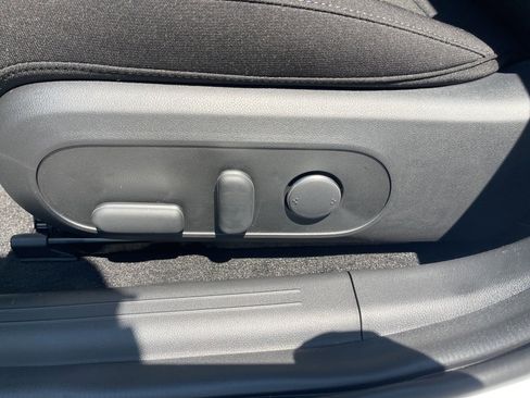 New 2025 Hyundai Ioniq 6 SE image 19