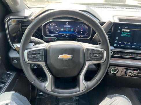 Certified 2024 Chevrolet Silverado 1500 LT AWD/4WD image 16