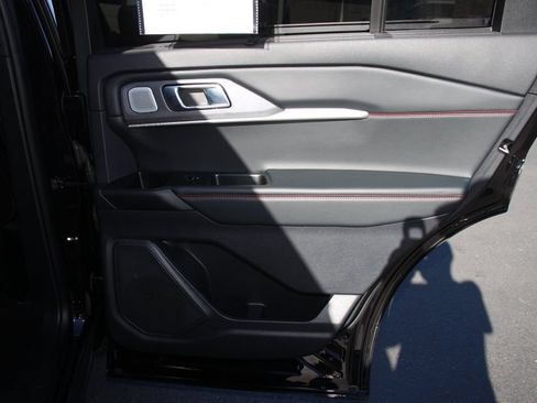 Certified 2025 Ford Explorer ST AWD/4WD image 27