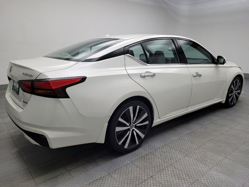 Used 2020 Nissan Altima 2.0 Platinum image 10