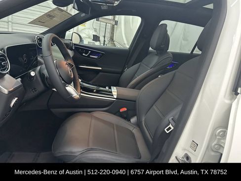 Used 2026 Mercedes-Benz GLC 300 image 19