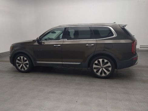 Used 2020 Kia Telluride S w/ S 8 Passenger Seating Package AWD/4WD image 3