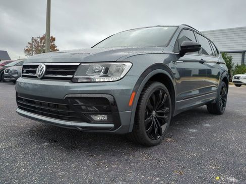 Used 2021 Volkswagen Tiguan SE R-Line image 8