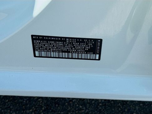 Used 2019 Volkswagen Jetta SE w/ Cold Weather Package FWD image 36
