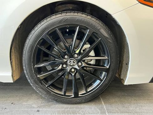 Used 2022 Toyota Camry XSE FWD image 14