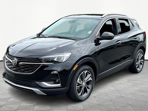 Used 2021 Buick Encore GX Essence image 3
