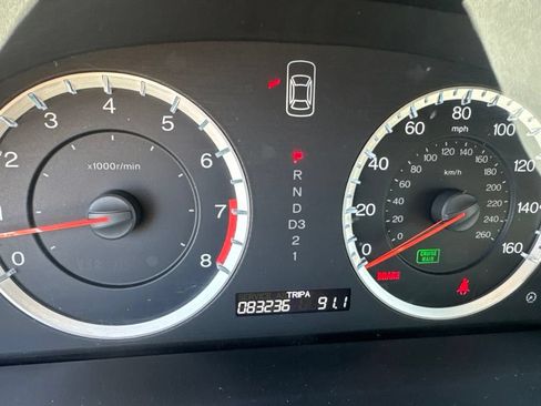 Used 2010 Honda Accord EX-L image 7