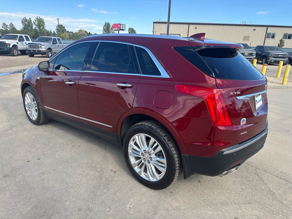 Used 2017 Cadillac XT5 Premium Luxury AWD/4WD image 36