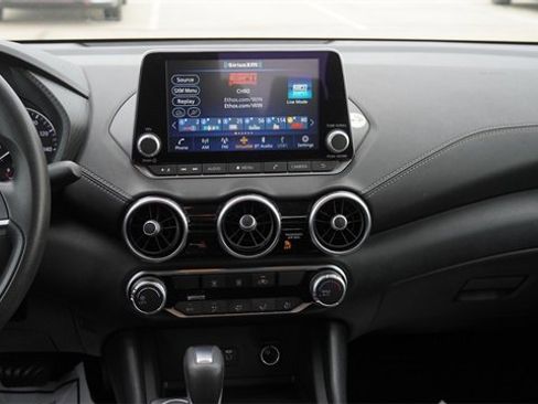 Used 2023 Nissan Sentra SV image 14