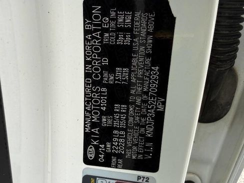 Used 2014 Kia Soul + image 11