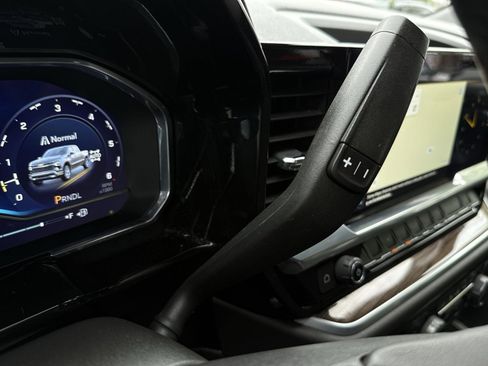 Used 2022 Chevrolet Silverado 1500 RST w/ Z71 Off-Road Package image 22