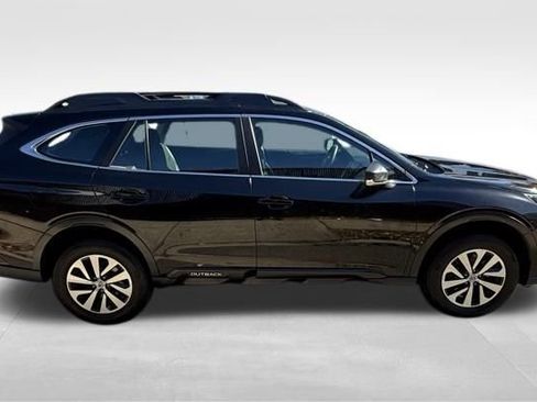 Used 2020 Subaru Outback 2.5i image 4
