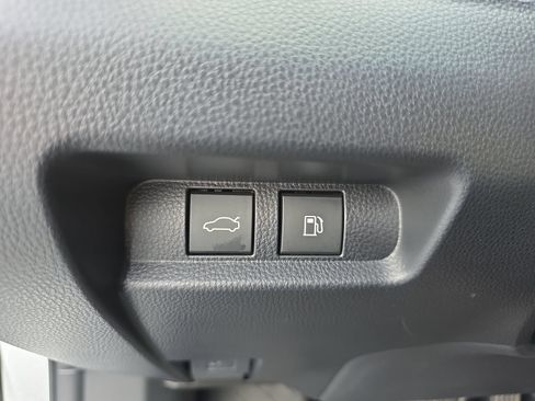 Used 2026 Toyota Crown AWD/4WD image 24