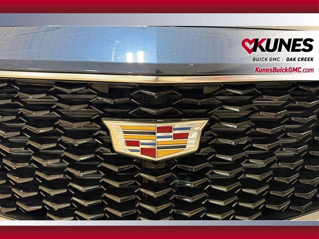 Used 2022 Cadillac XT4 Sport w/ Sun And Sound Package AWD/4WD image 41
