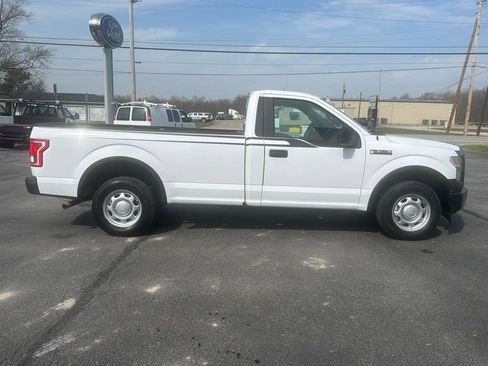Used 2017 Ford F150 XL w/ Equipment Group 101A Mid image 3