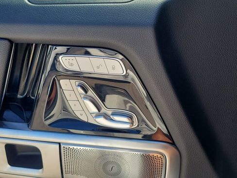 Used 2020 Mercedes-Benz G 550 w/ AMG Line image 18