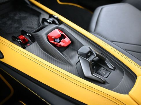 Used 2024 Lamborghini Revuelto AWD/4WD image 23