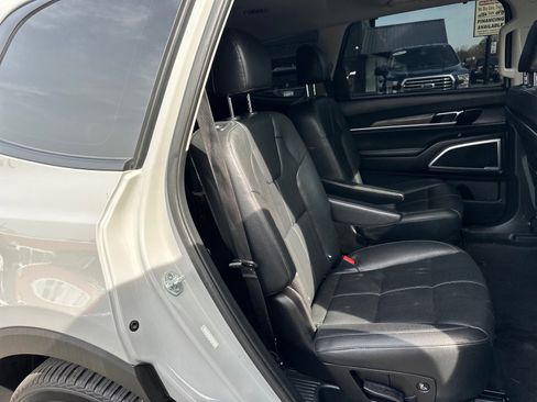 Used 2021 Kia Telluride EX w/ EX Premium Package AWD/4WD image 23