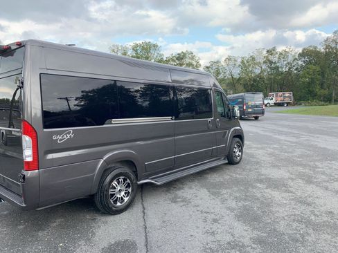 Used 2023 RAM ProMaster 3500 w/ Premium Appearance Group image 5