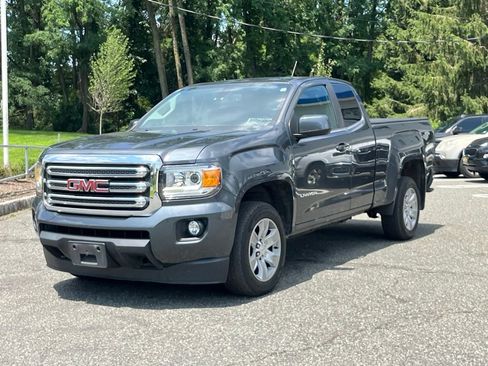 Used 2017 GMC Canyon SLE w/ Trailering Package AWD/4WD image 3