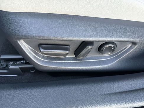 Certified 2025 Toyota Camry XLE w/ Premium Plus Package image 27