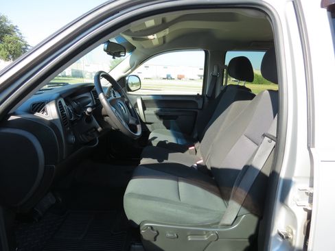 Used 2011 Chevrolet Silverado 1500 LT w/ Regional Value Package image 26