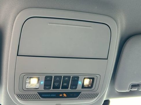 Certified 2022 Ford Explorer XLT w/ Equipment Group 202A image 26