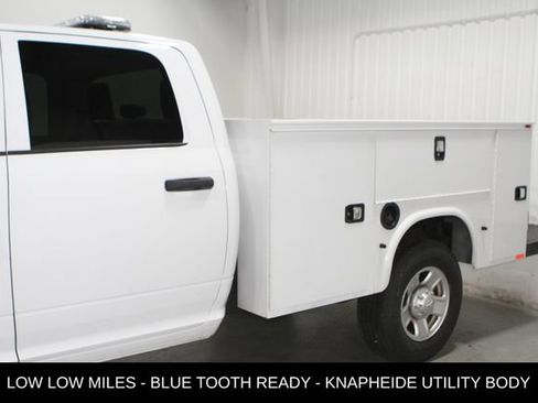 Used 2017 RAM 3500 Tradesman RWD image 10