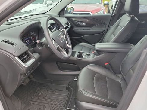 Used 2022 GMC Terrain SLT w/ Infotainment Package II FWD image 17
