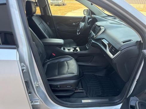 Used 2021 GMC Terrain Denali w/ Denali Premium Package image 11