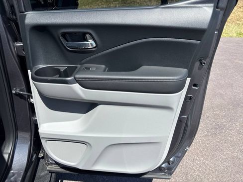 Used 2023 Honda Ridgeline RTL-E image 17