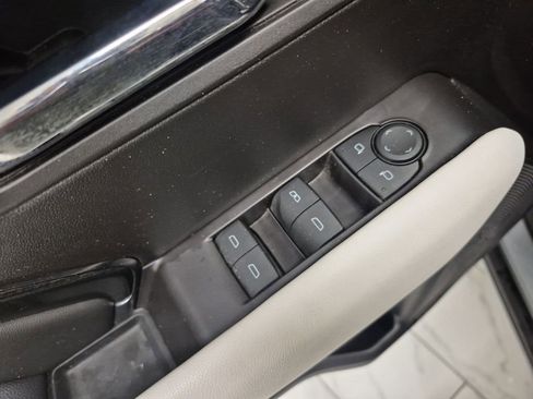 Used 2024 GMC Canyon AT4X image 24