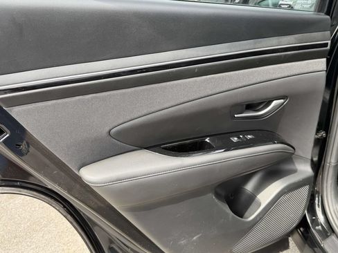 Certified 2023 Hyundai Tucson Limited AWD/4WD image 14