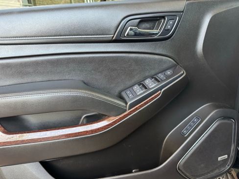 Used 2020 GMC Yukon SLT image 17