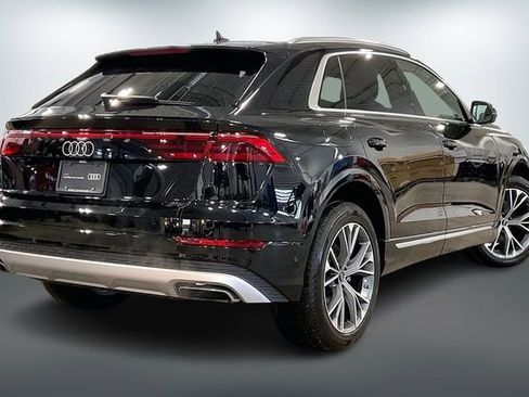 Used 2025 Audi Q8 Premium Plus w/ Premium Plus Package image 13