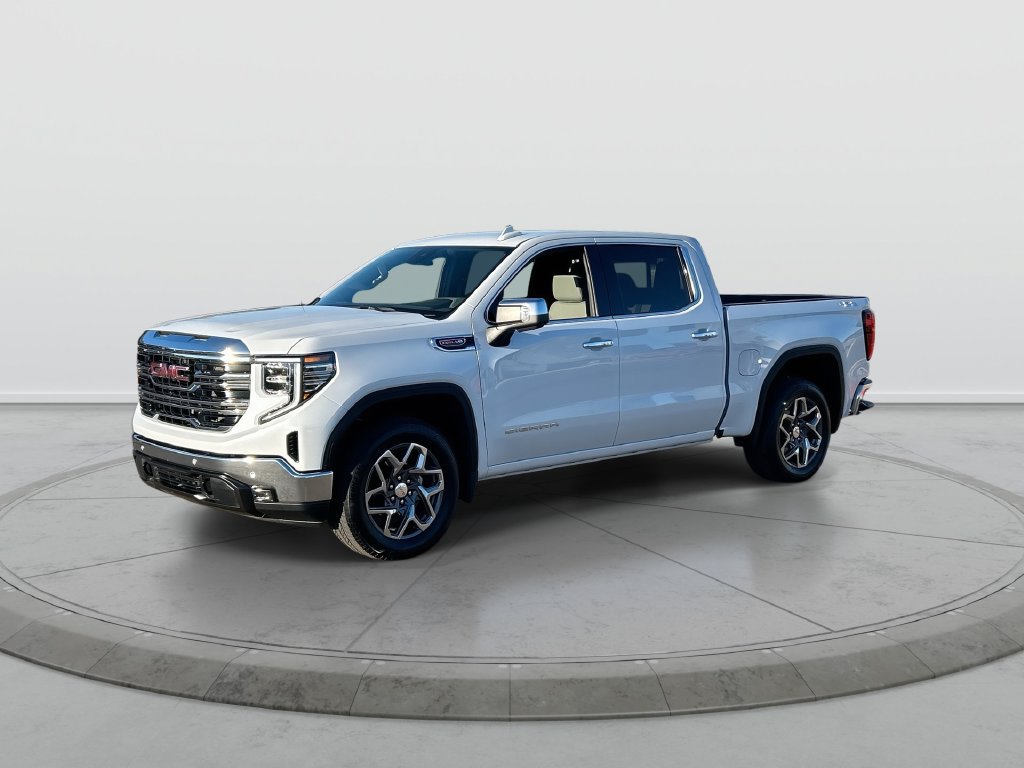 Used 2026 GMC Sierra 1500 SLT w/ SLT Premium Plus Package AWD/4WD image 4