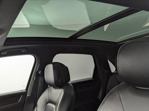 Used 2019 Porsche Cayenne image 30