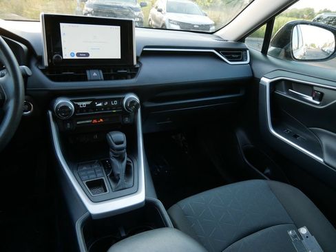 Certified 2025 Toyota RAV4 XLE AWD/4WD image 14