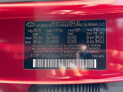 Used 2025 Hyundai Santa Fe Limited AWD/4WD image 35