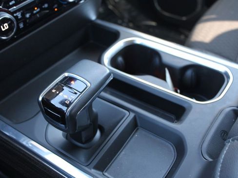 Used 2022 Chevrolet Silverado 1500 RST image 40