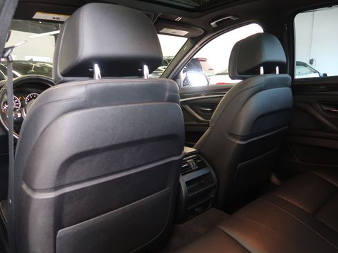 Used 2014 BMW 550i Sedan RWD image 37