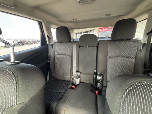 Used 2019 Dodge Journey SE image 15