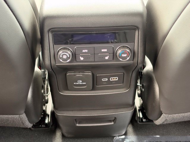 Used 2023 GMC Acadia SLT w/ Elevation Edition AWD/4WD image 33