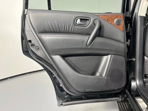 Used 2019 Nissan Armada SL w/ Premium Package image 18