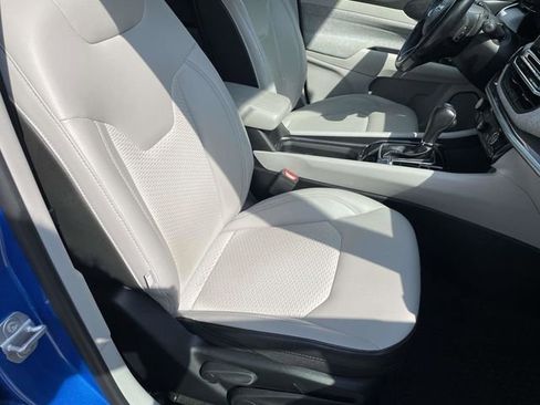 Used 2022 Jeep Compass Latitude w/ Convenience Group image 17