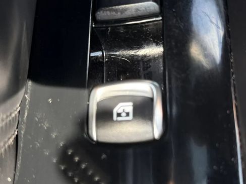Used 2025 Kia Sorento SX AWD/4WD image 29